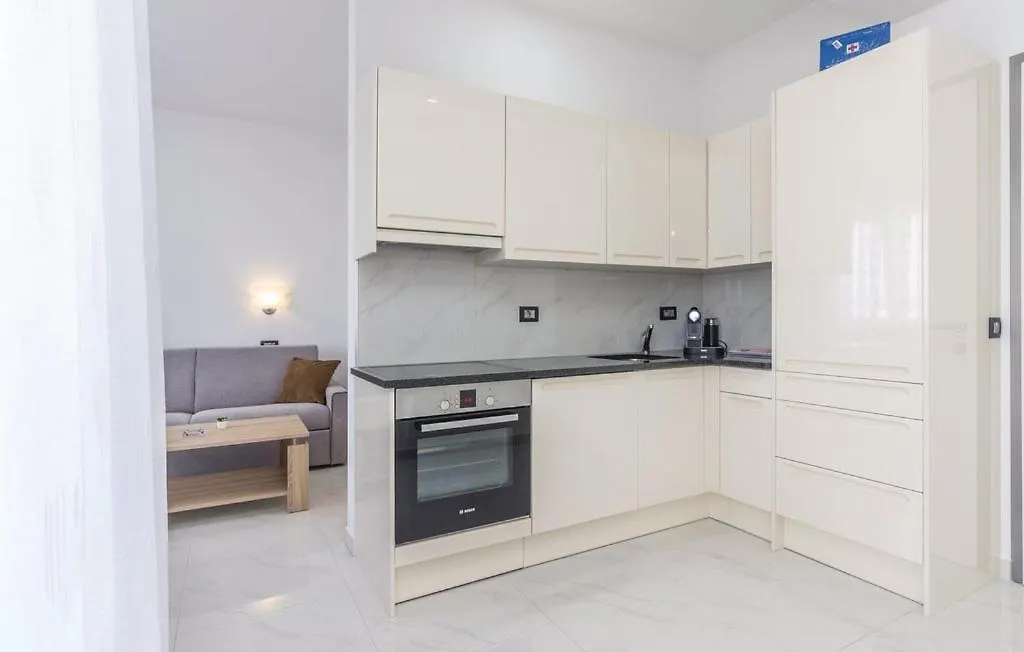 Apartments Funtana With Pool Croatia