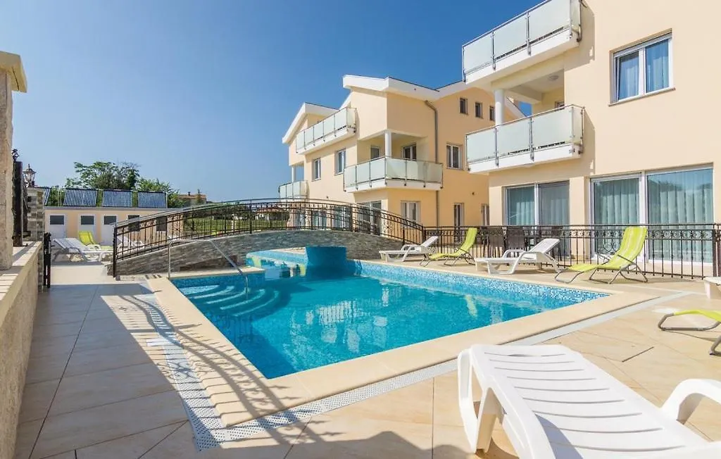 Apartments Funtana With Pool